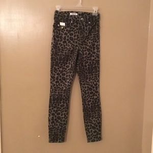 New Good America good waist crop jean